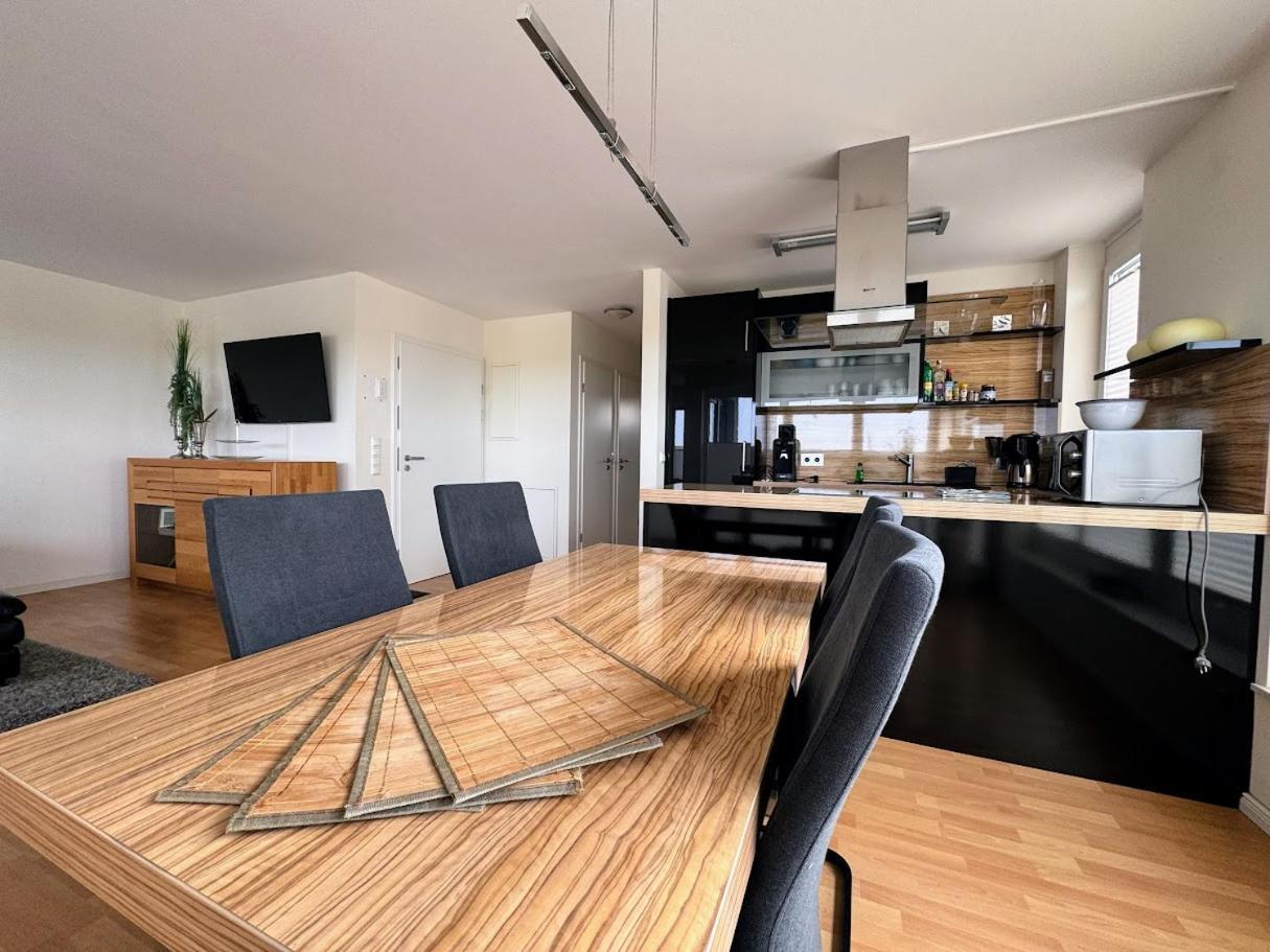 Beachhouse Apartment *